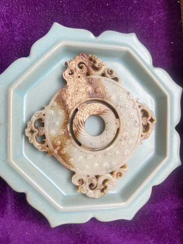 陶瓷盘，精美物件