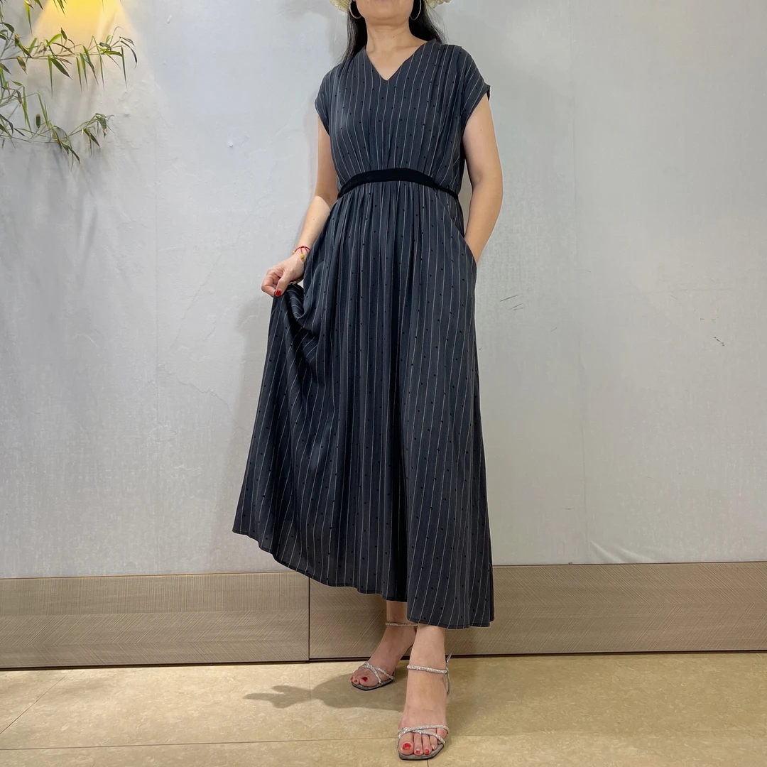 ［高端法式V领］时尚宽松大码休闲显瘦气质双口袋洋气长款连衣裙