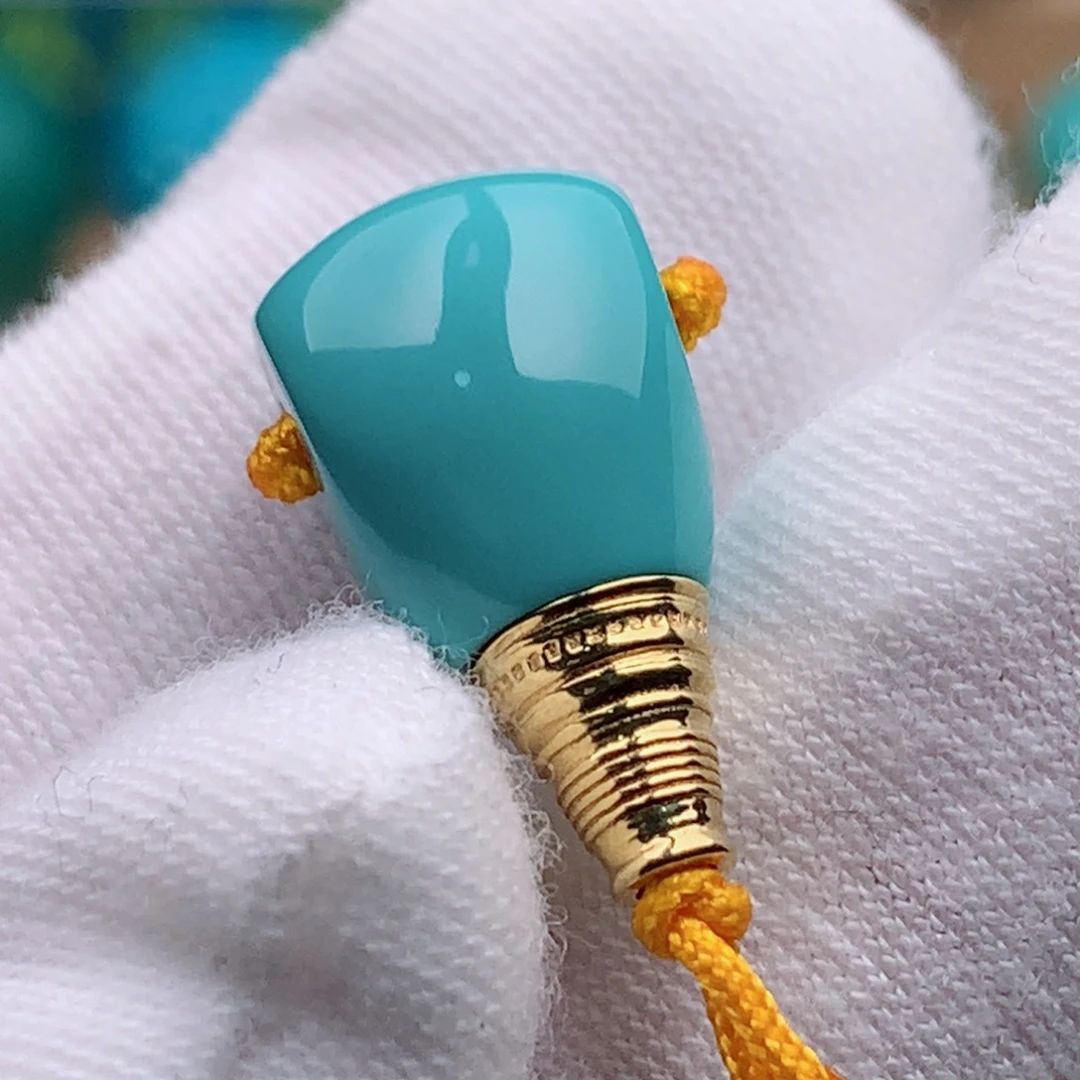 18K金镶嵌绿松石珠宝奇石