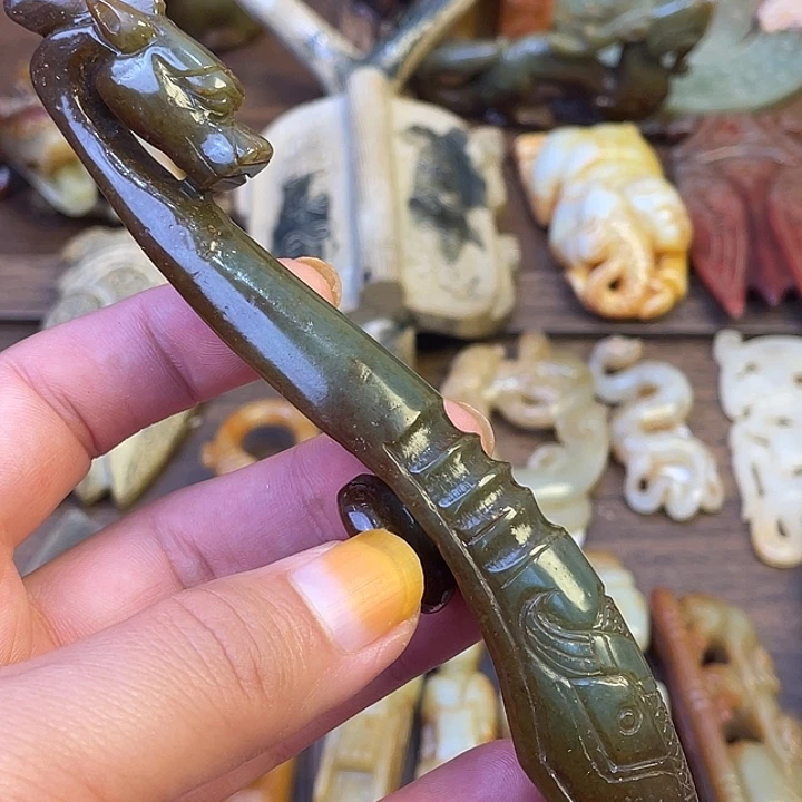 未镶嵌和田玉（糖玉）挂件