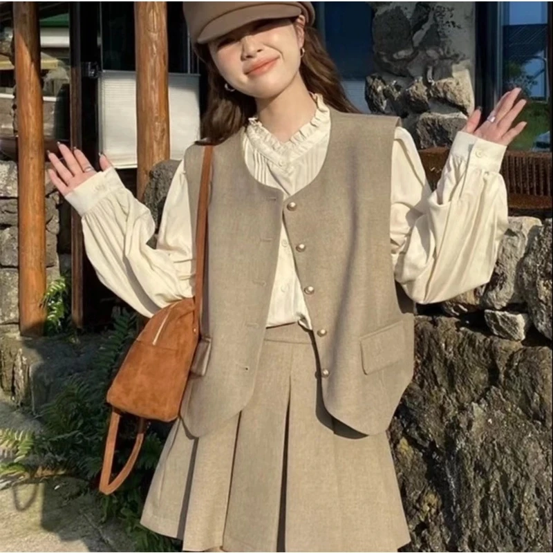 现货~2024秋季小个子穿搭一整套小香风衬衫+马甲+百褶半身裙#A300