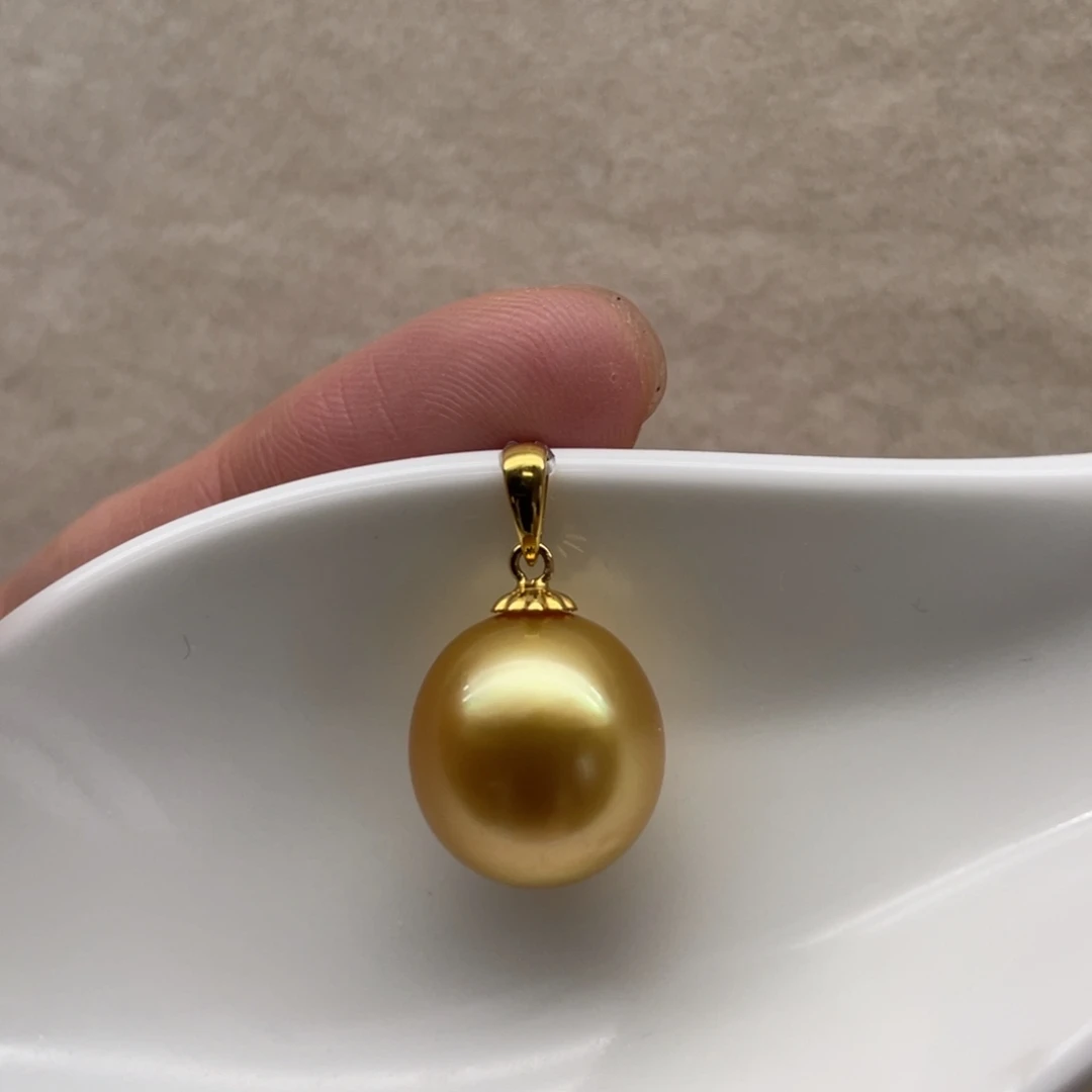 18K金镶嵌海水珍珠吊坠(不含链)12.5mm