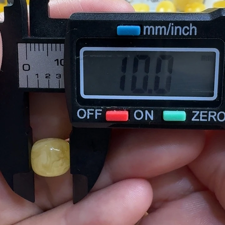 未镶嵌琥珀裸石20杂