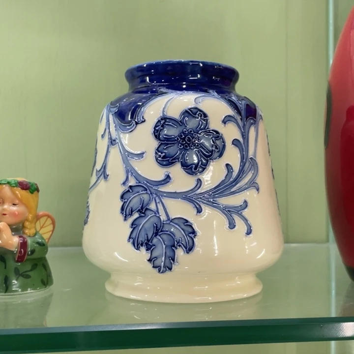 陶福利款青花罐子一个
