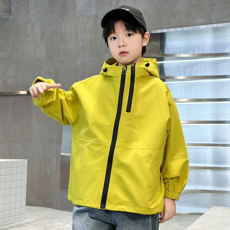 男童童装春秋外套冲锋衣春装春季新款2025中大童男孩连帽儿童外套