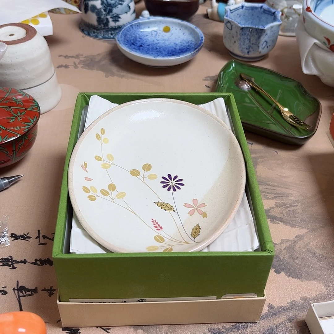 罐屋****农一盒五片 哈哈哈哈哈