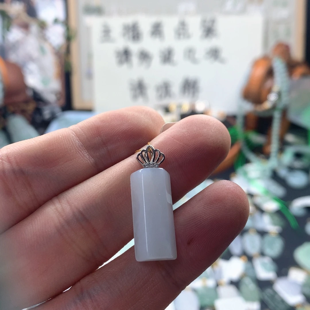 颈饰银S925镶嵌翡翠