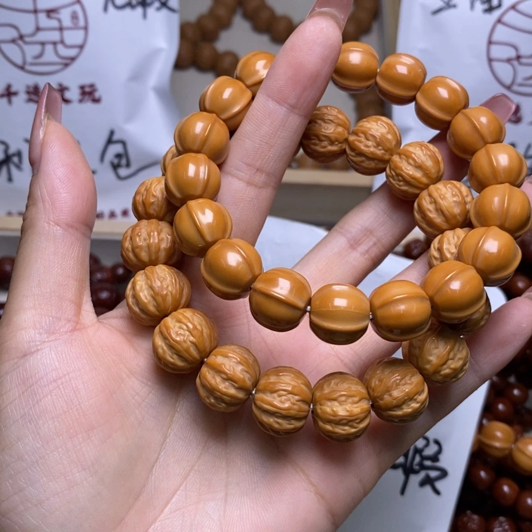 文玩核桃手串京八棱鲨鱼