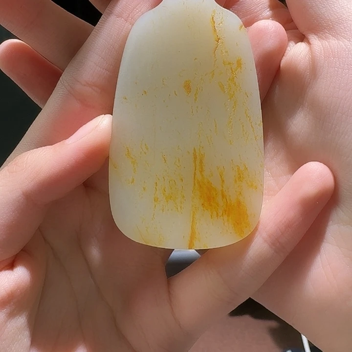 和田玉未镶嵌颈饰工厂清货，不退不换，多样性拍一发一