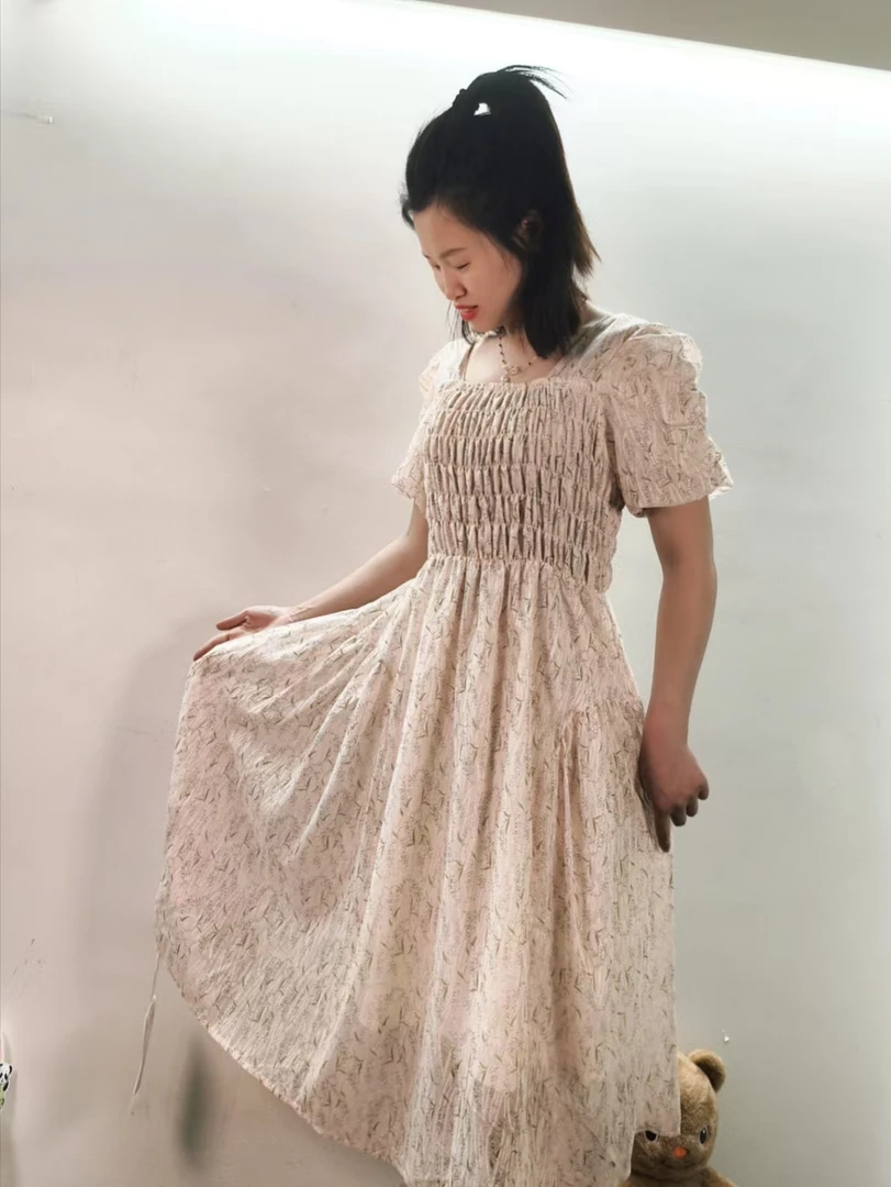 A14  一字领松紧花连衣裙 默认微瑕 无运费险 接受不了勿拍