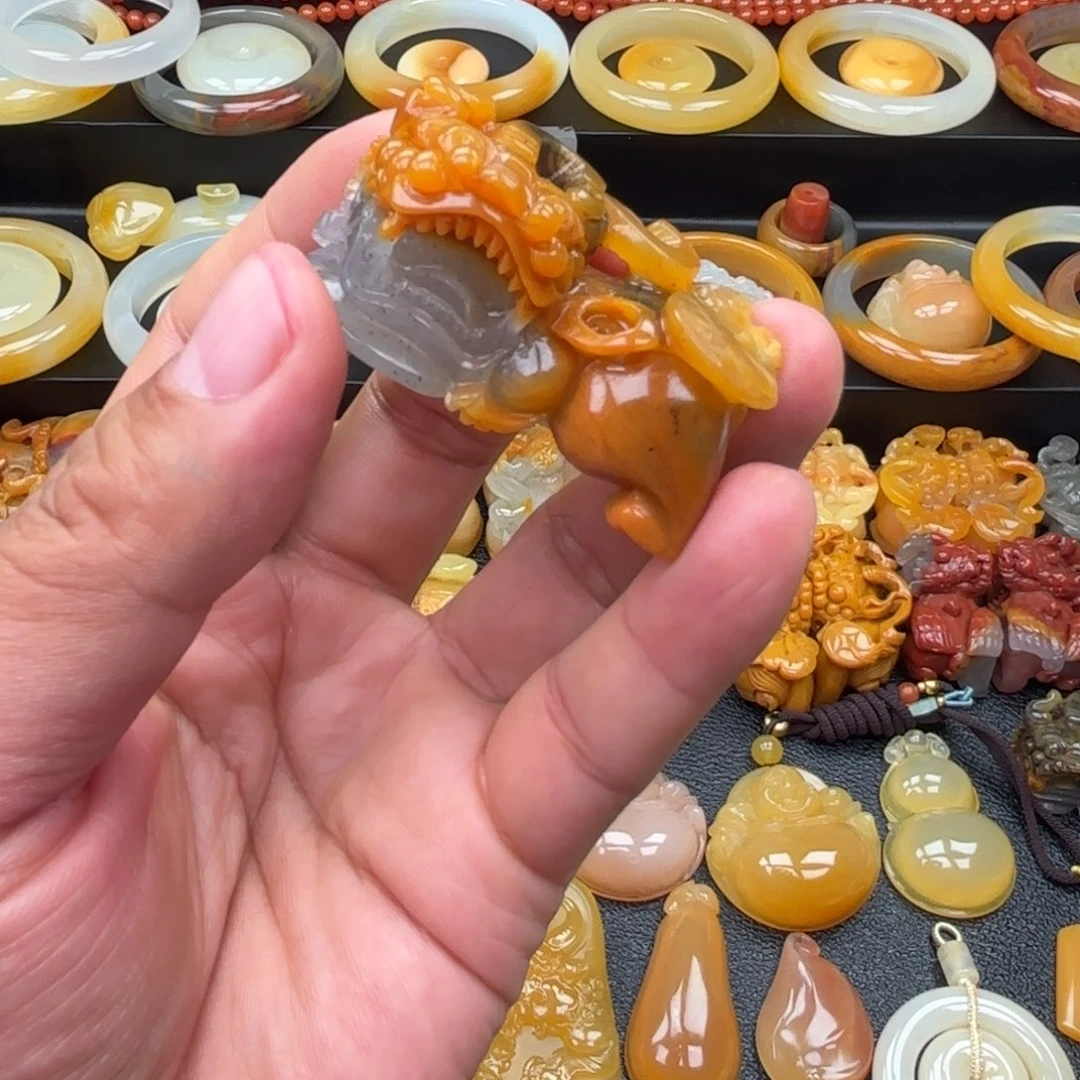 石英质玉（黄龙玉）合金手镯