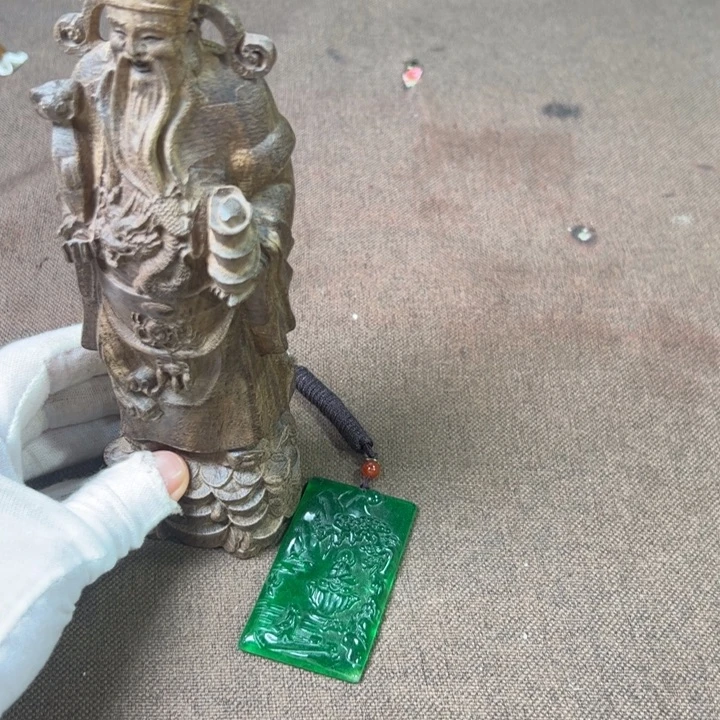 精品摆件工艺品等