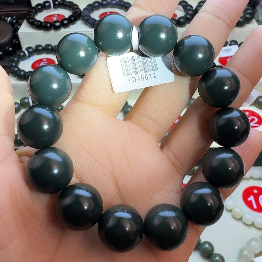 和田玉未镶嵌手串