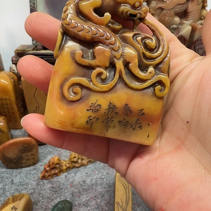 李***军印石昌化石手工制作工艺精湛