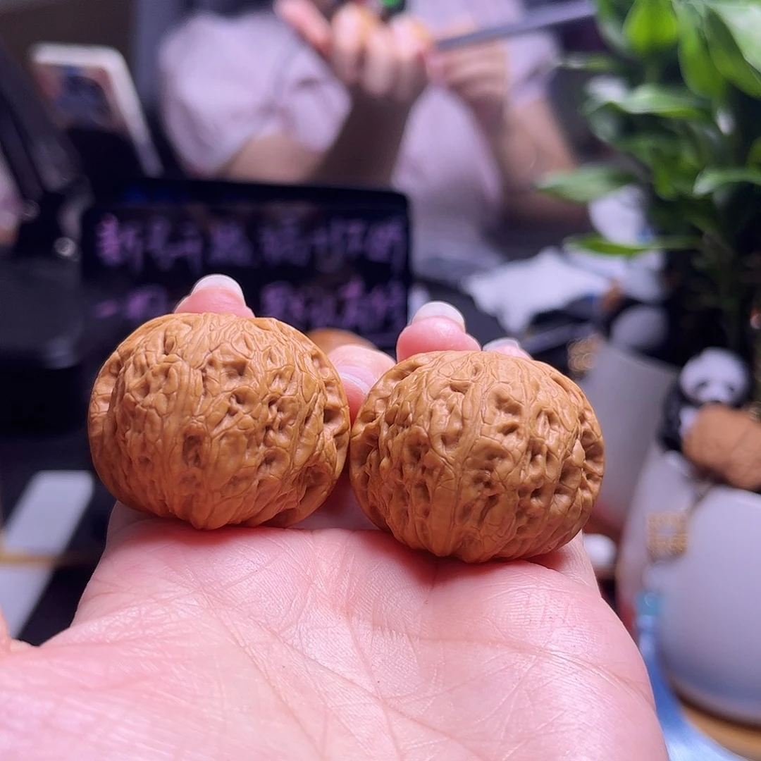 文玩核桃吊坠37尺铁锤13