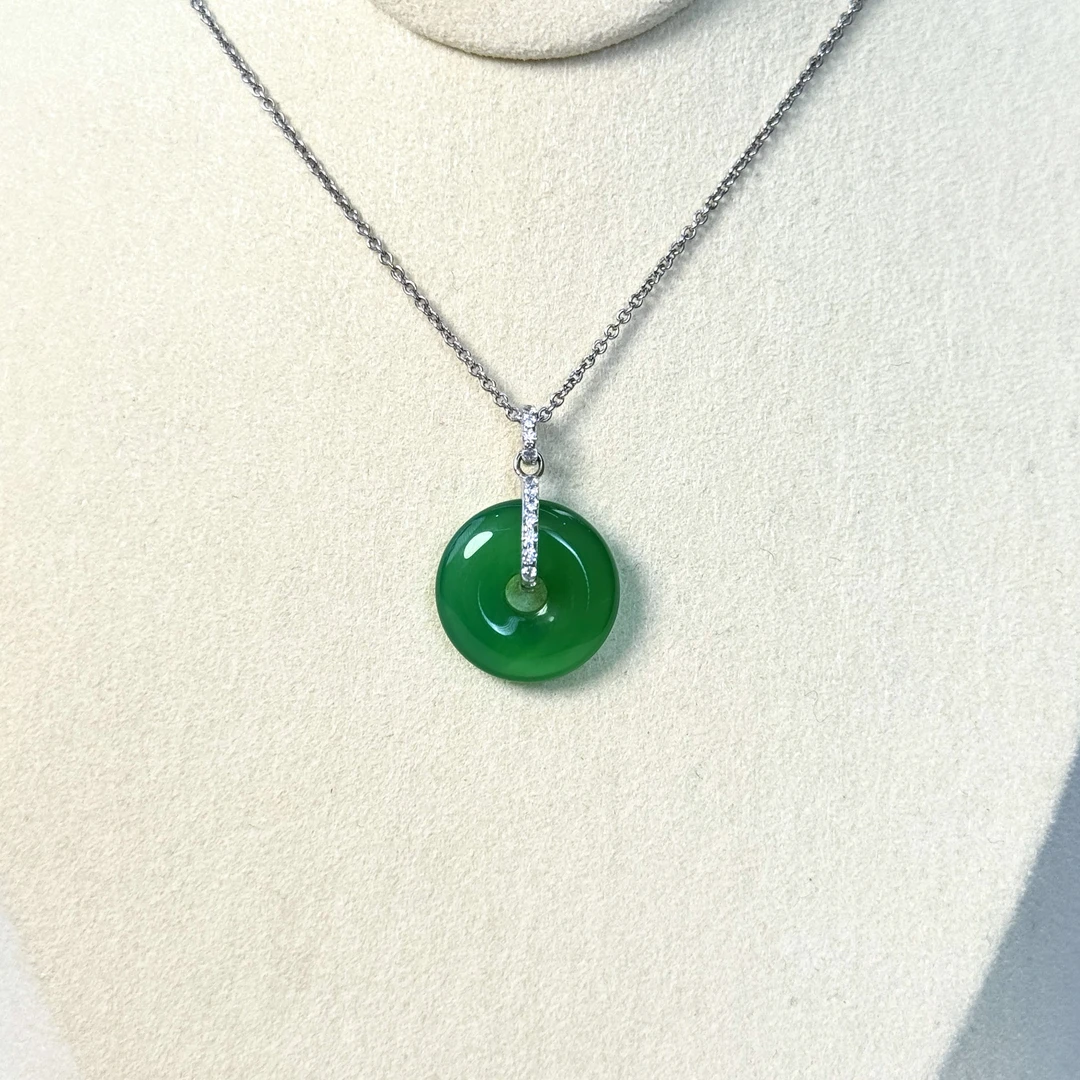 宋雅天然玉髓S925银平安扣吊坠百搭时尚设计款