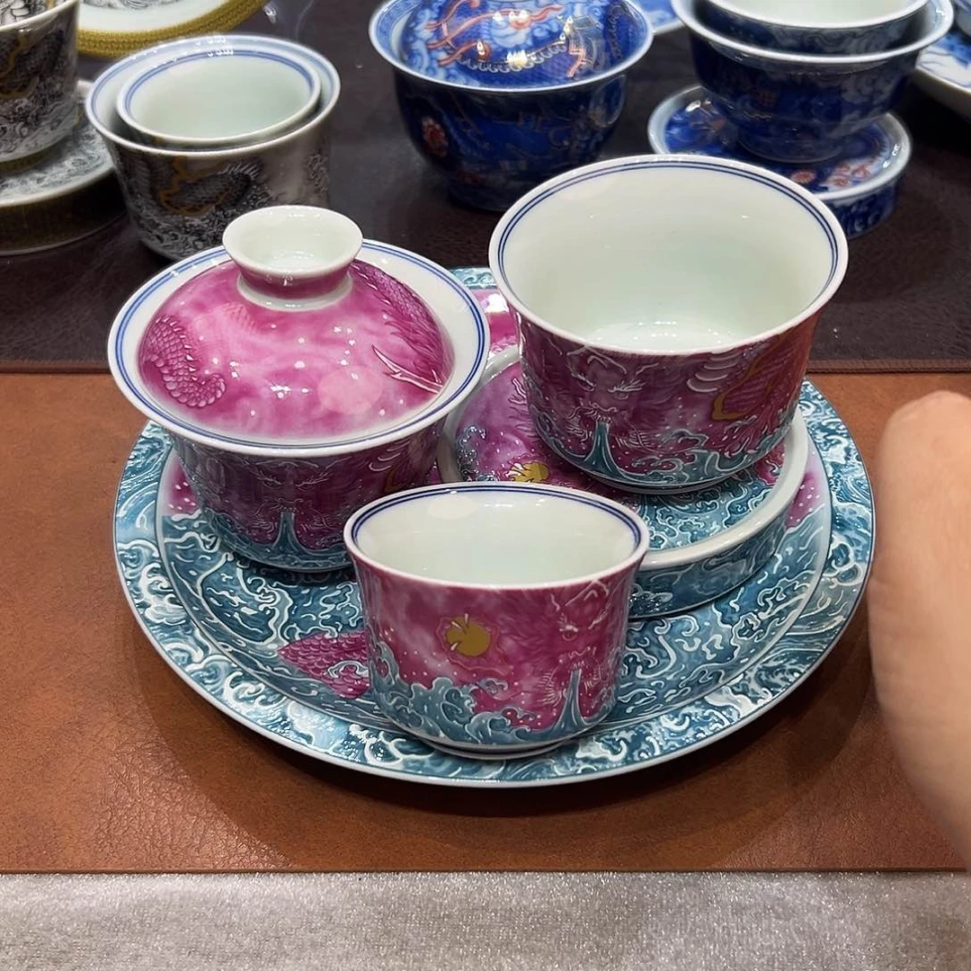 摆件吃口饭看看妹妹