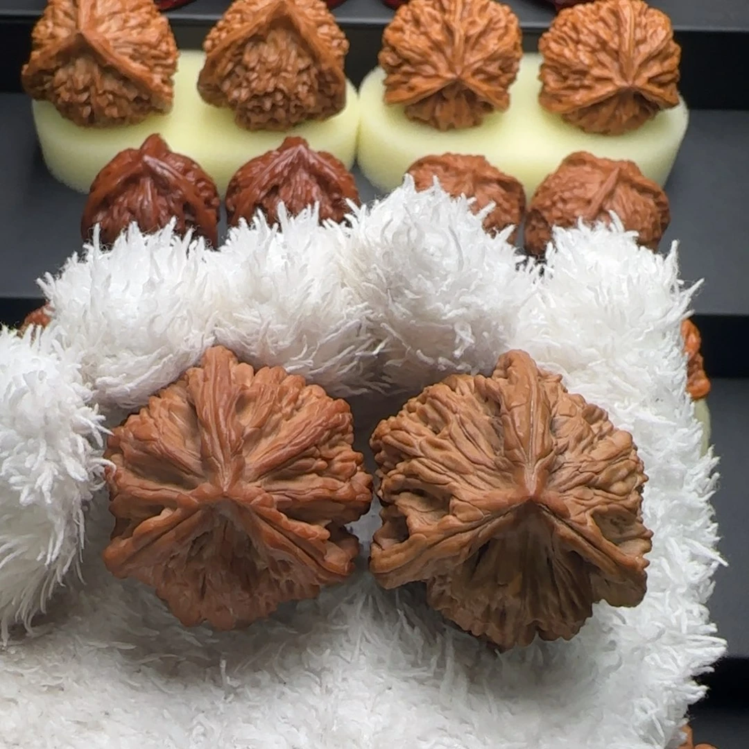 文玩核桃把件虎头奔全品38