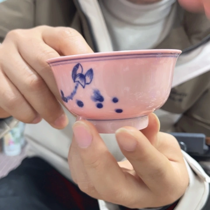 瓷片景德镇陶瓷协会常务秘书