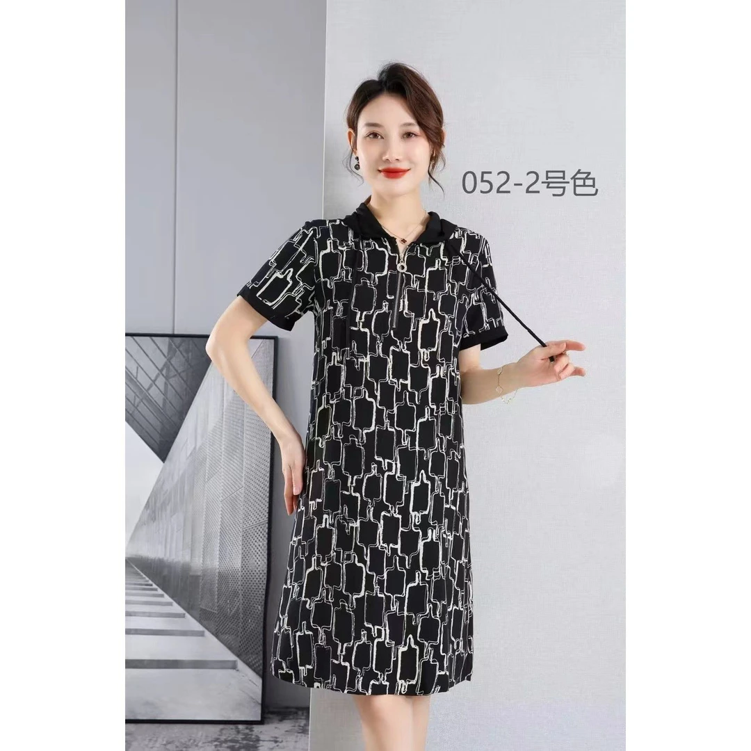 9-052-17新款时尚舒适连衣裙（随机）