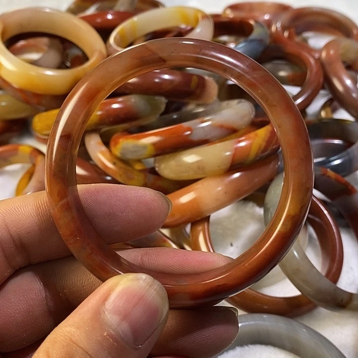 石英质玉（黄龙玉）未镶嵌手镯58圈口