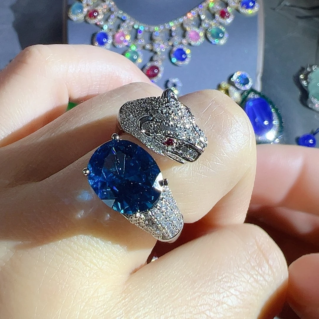 花岗石钨合金红色蓝色吊坠