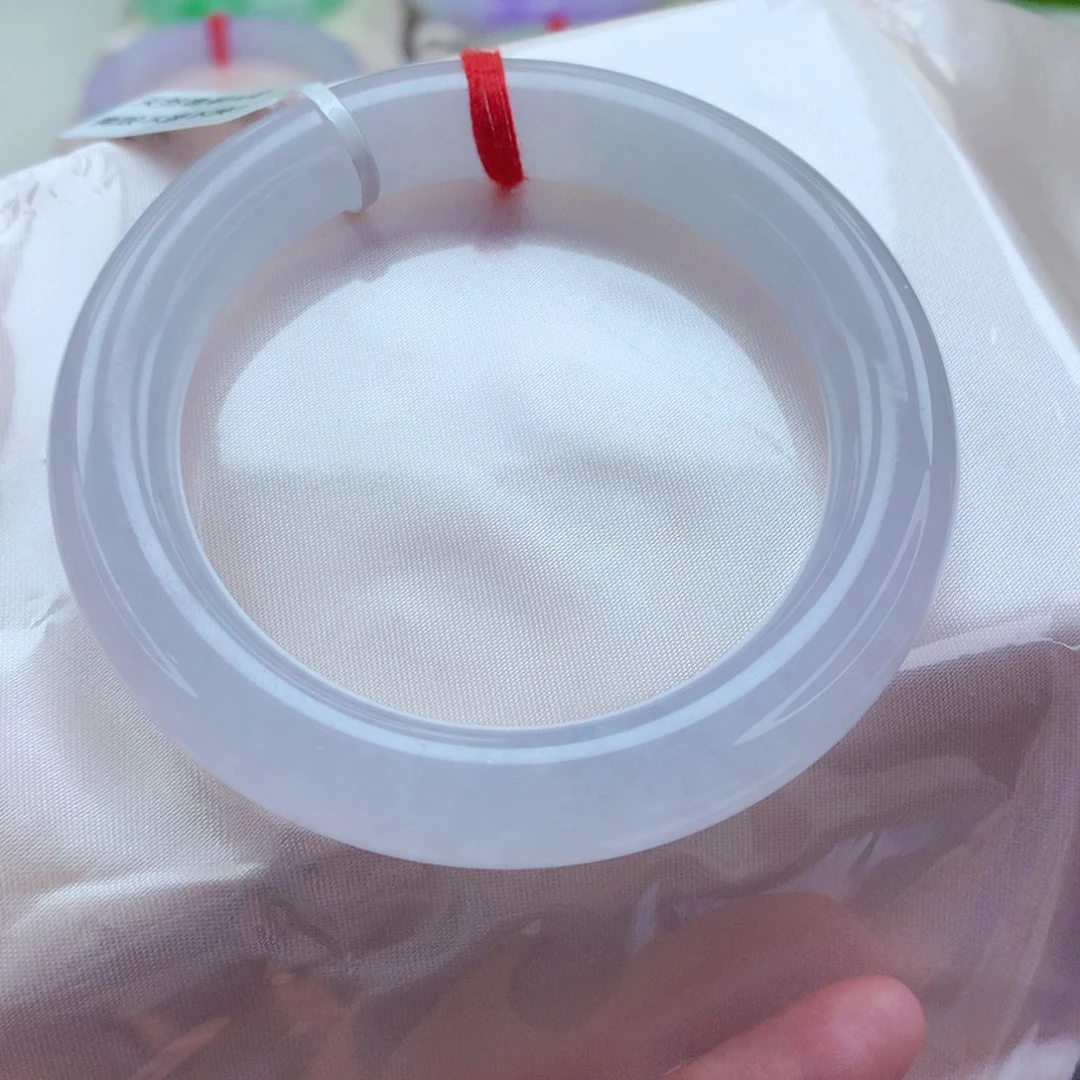 未镶嵌手镯（圆镯）翡翠56.6冰粉月光 起冰 完整性高 喵喵