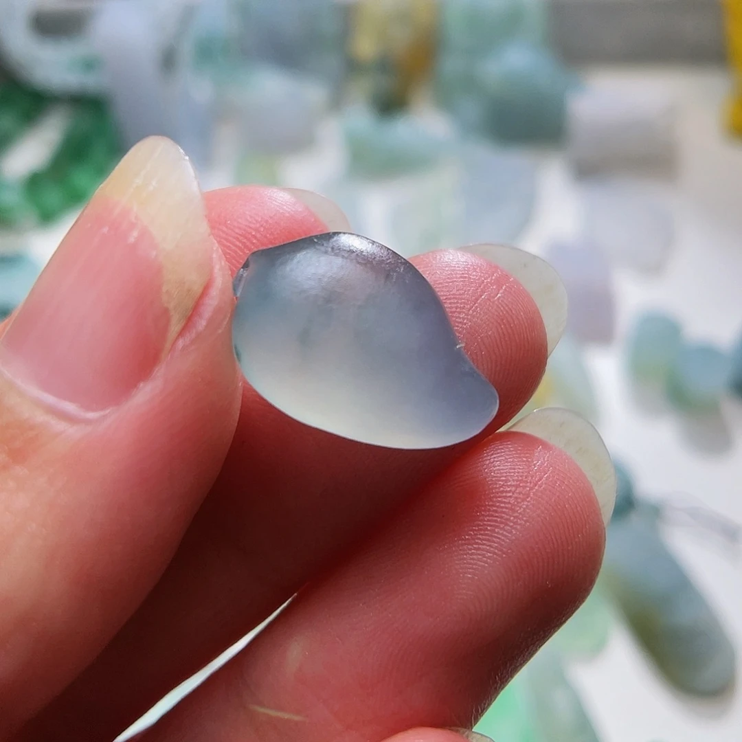 定制翡翠未镶嵌小桃子