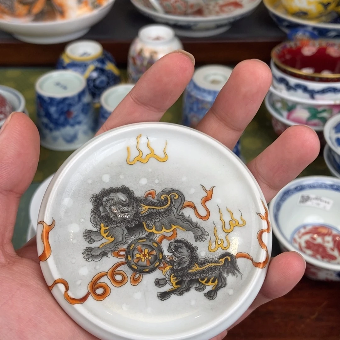 小***雨陶瓷的设计师是一
