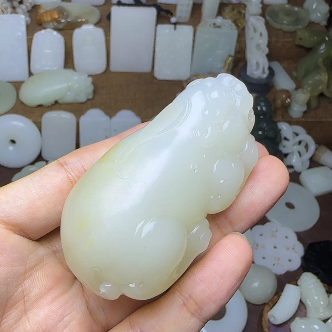 发***发和田玉未镶嵌挂件