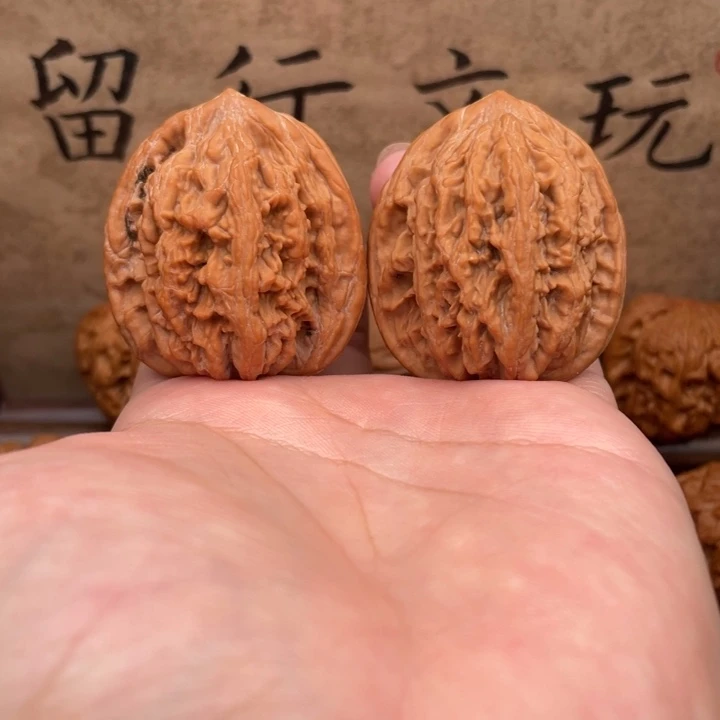 文玩核桃把件40虎头