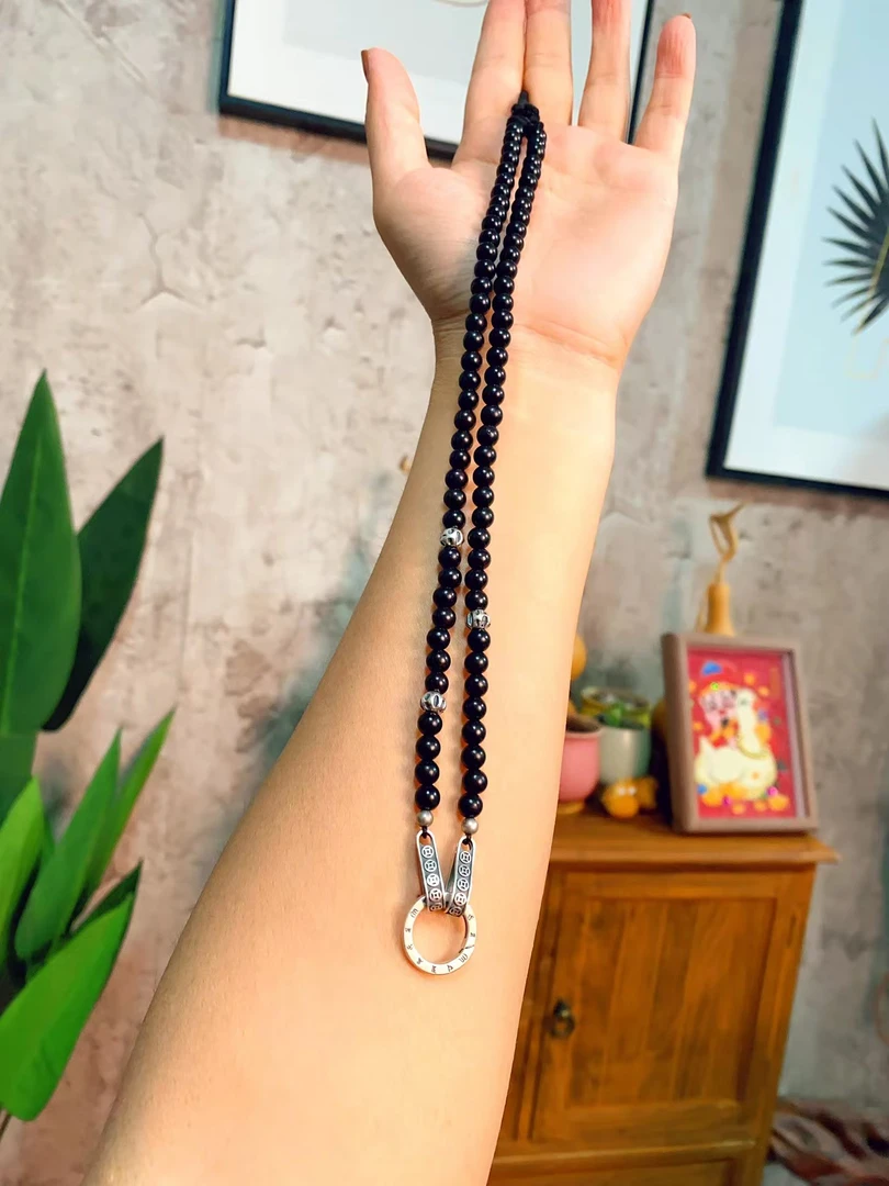 《多宝家》—女生文玩时尚百搭伸缩链