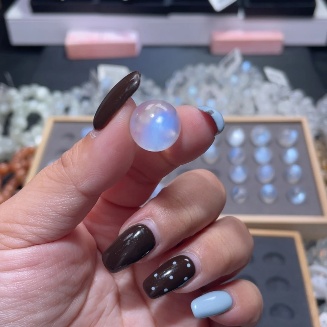 y***t长石裸石蓝月光单珠直径13mm+
