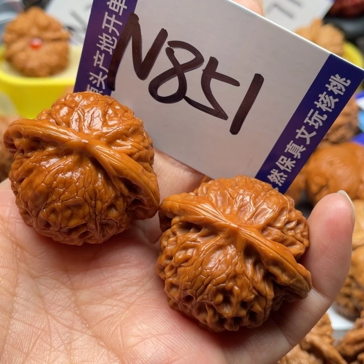 文玩核桃把件宫灯40