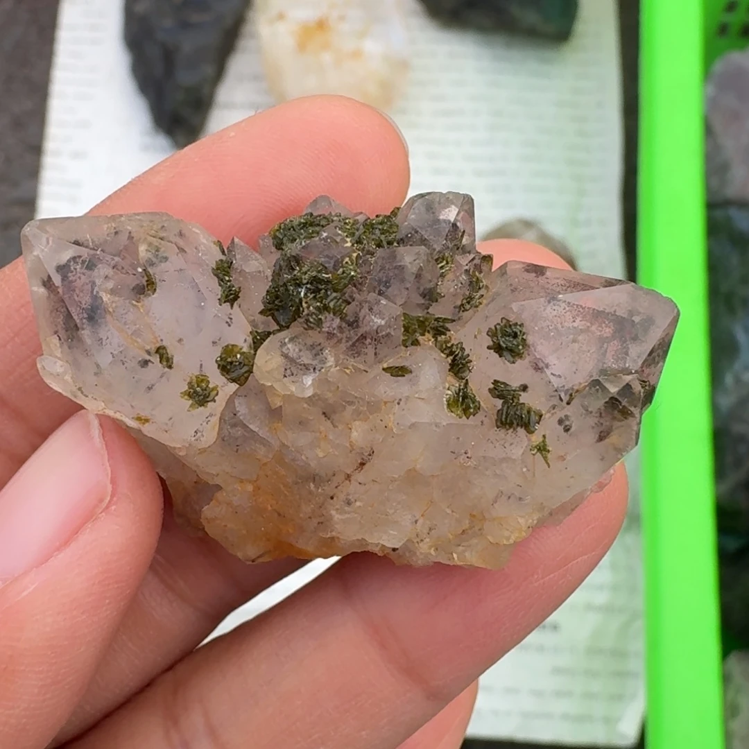 石材花园水晶簇的