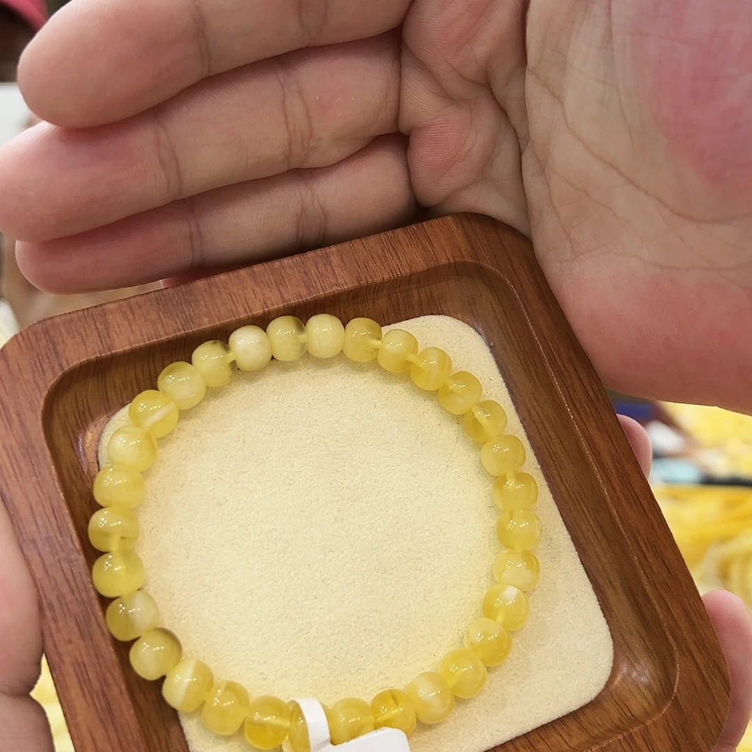 蜜蜡未镶嵌珠宝奇石