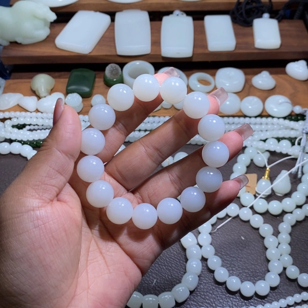 未镶嵌手链和田玉朱***…