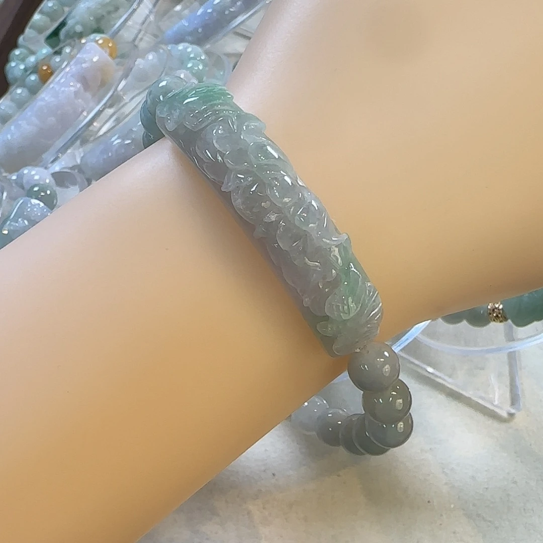 颈饰未镶嵌翡翠手牌