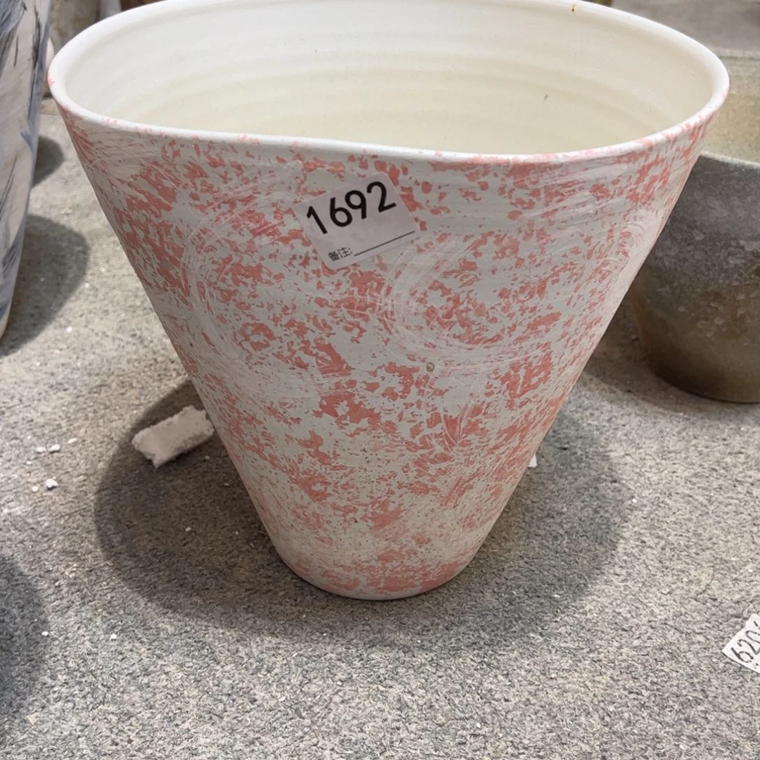 瓷片1692高28口28已打孔