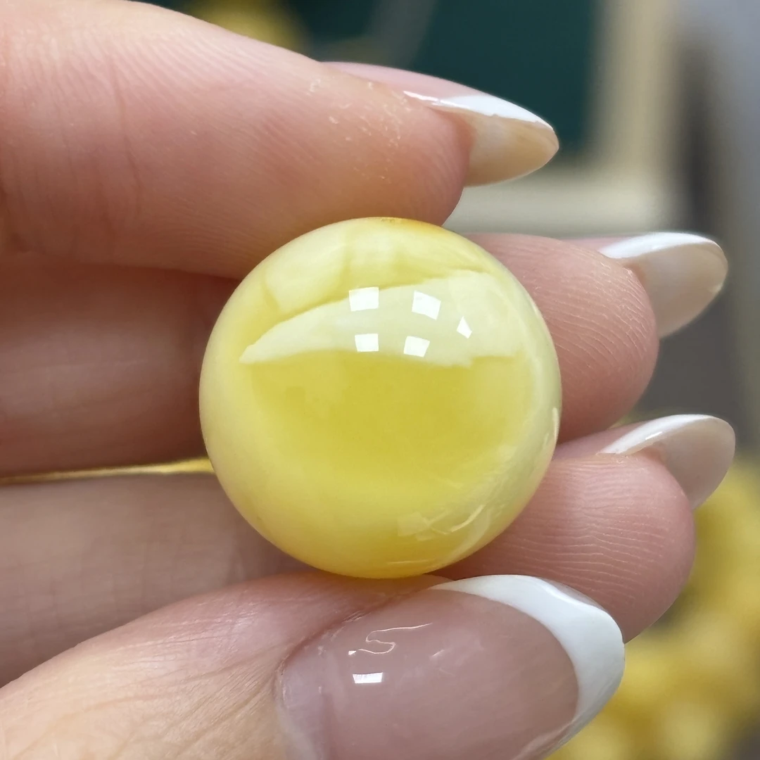 17.0mm带皮色· 小妖珠宝天然原矿琥珀蜜蜡