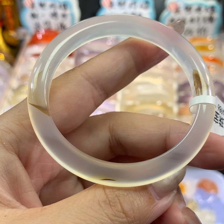 玛瑙/玉髓未镶嵌手镯