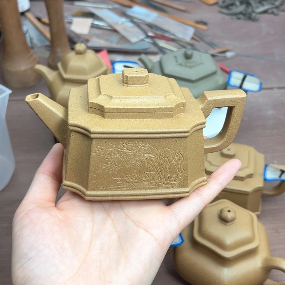 玩***馆茶壶紫砂抽角四方，黄段，200cc