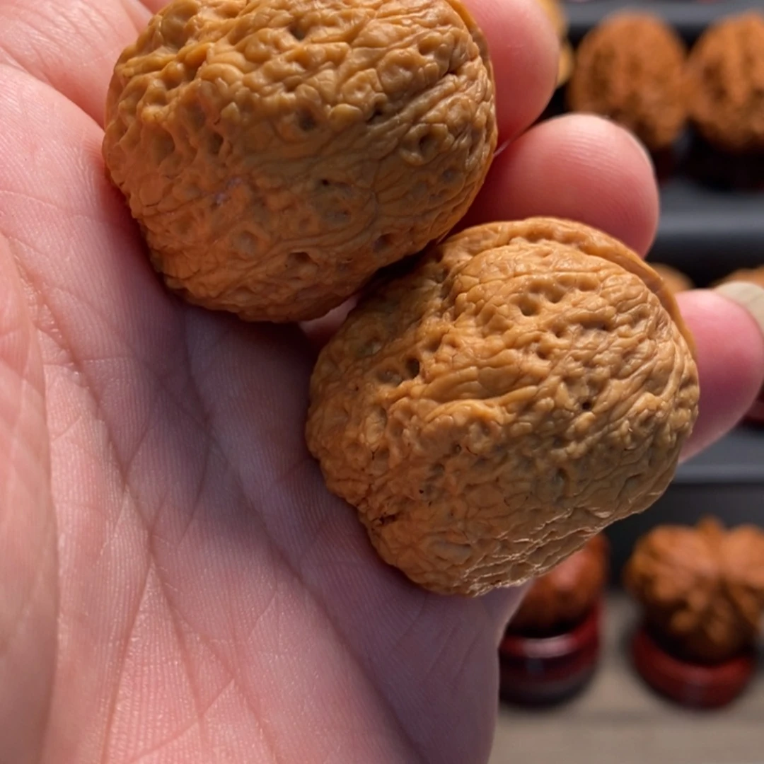 文玩核桃吊坠元宝蟾42