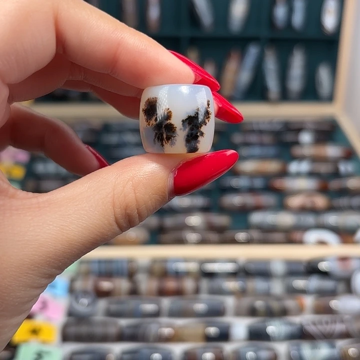 玛瑙/玉髓合金珠宝奇石