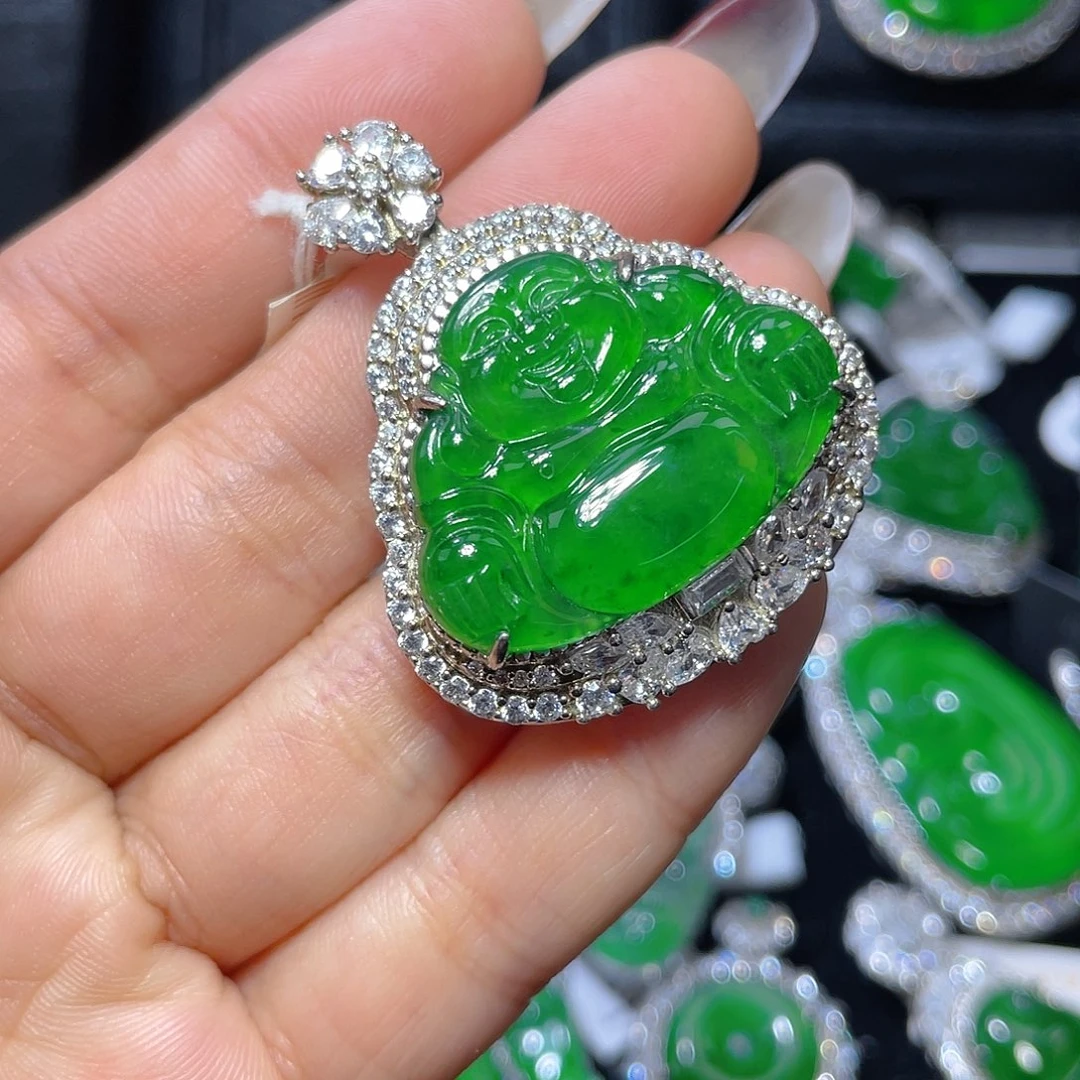 翡翠颈饰银S925镶嵌翡翠