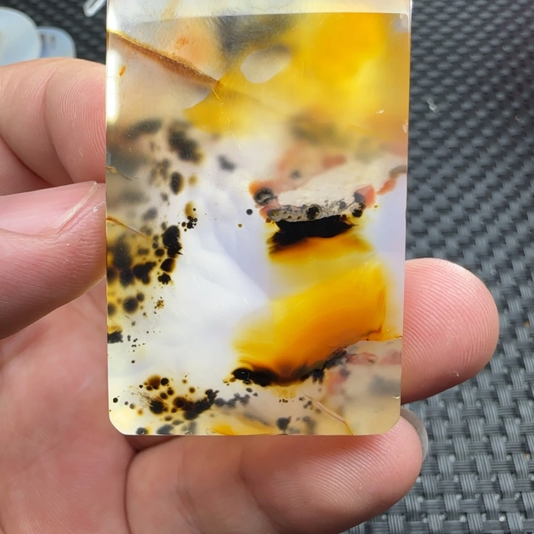 w***生未镶嵌颈饰玛瑙/玉髓