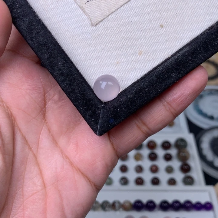 未镶嵌珠宝半成品水晶11.9透体粉晶