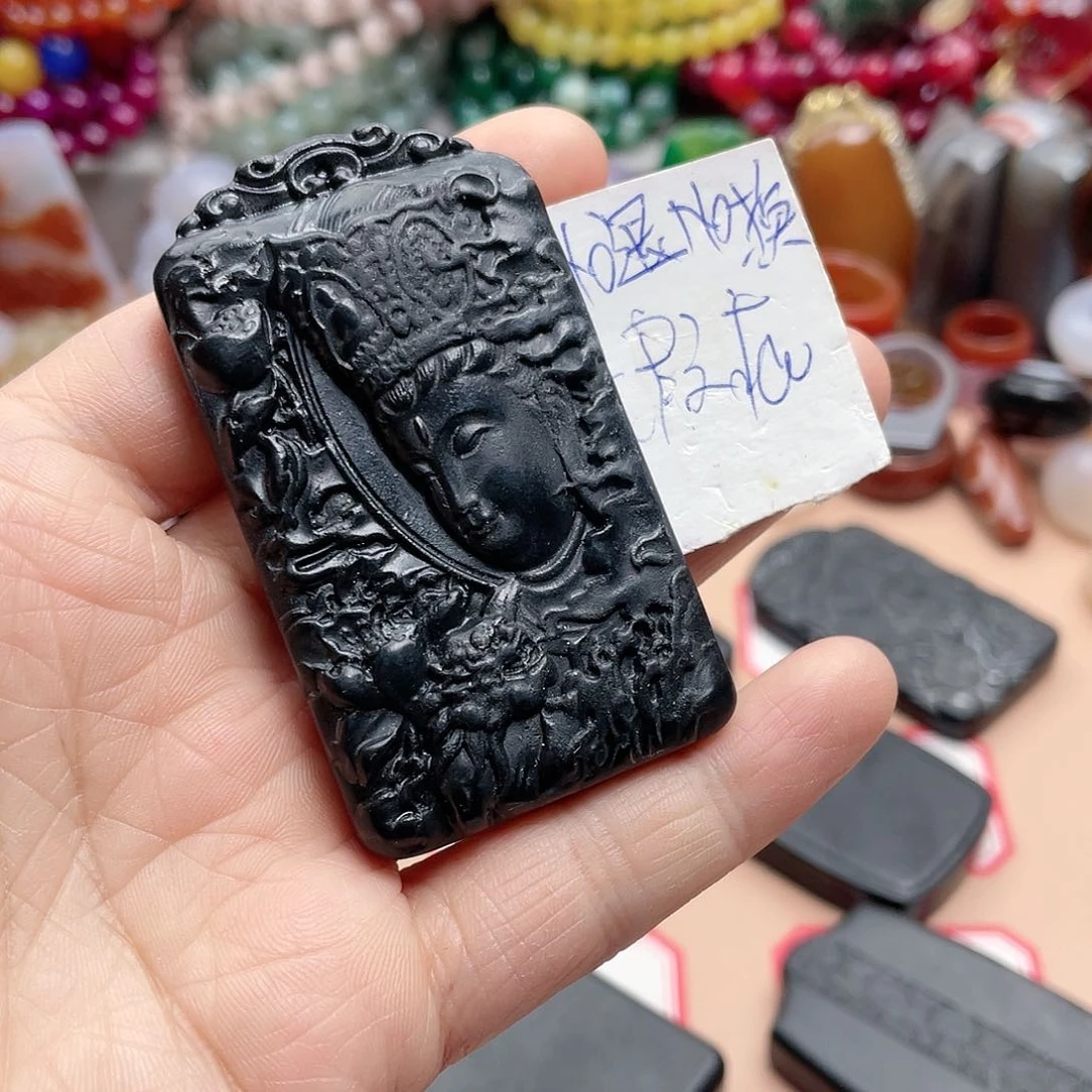 玛瑙/玉髓颈饰合金武****呀