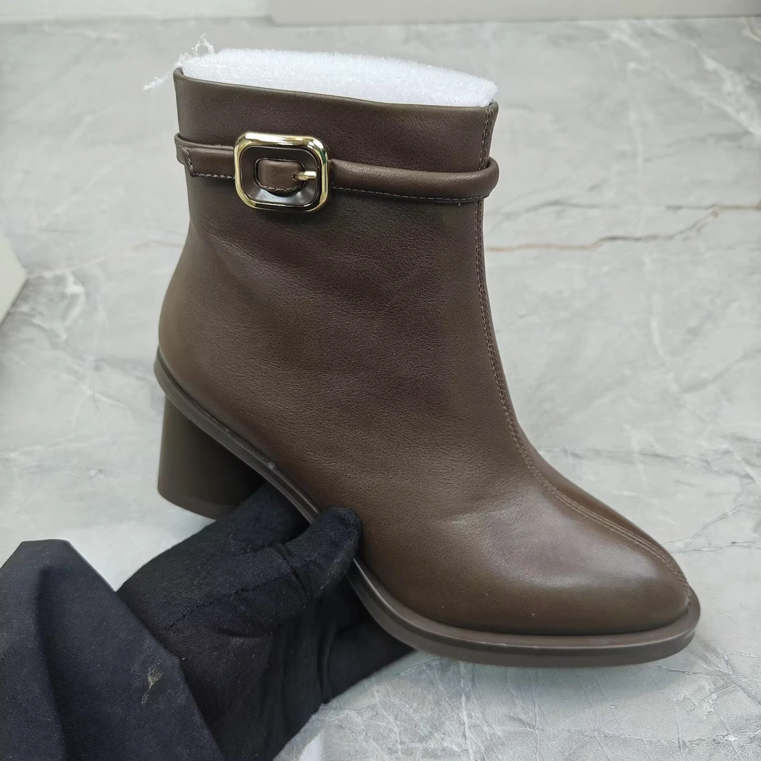 b（孤品）36码粗跟女靴(牛皮)j298