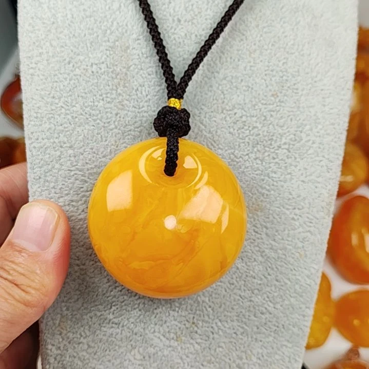 蜜蜡吊坠(赠链)未镶嵌